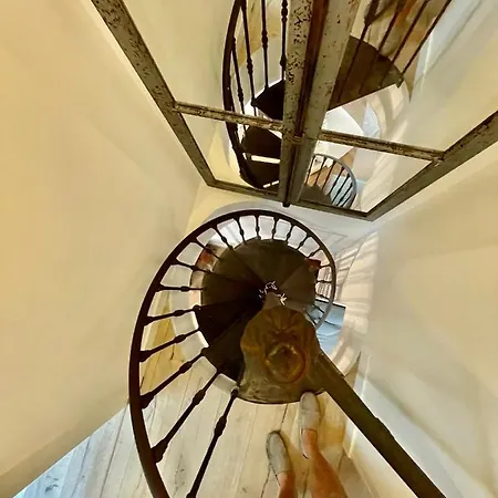 Hotel Gorgeous 5 Bedroom Parisian