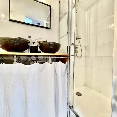 Hotel Gorgeous 5 Bedroom Parisian Parigi